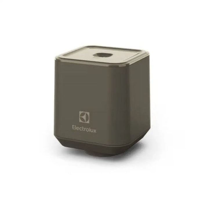 Блендер кана ELECTROLUX E6VB1-8ST