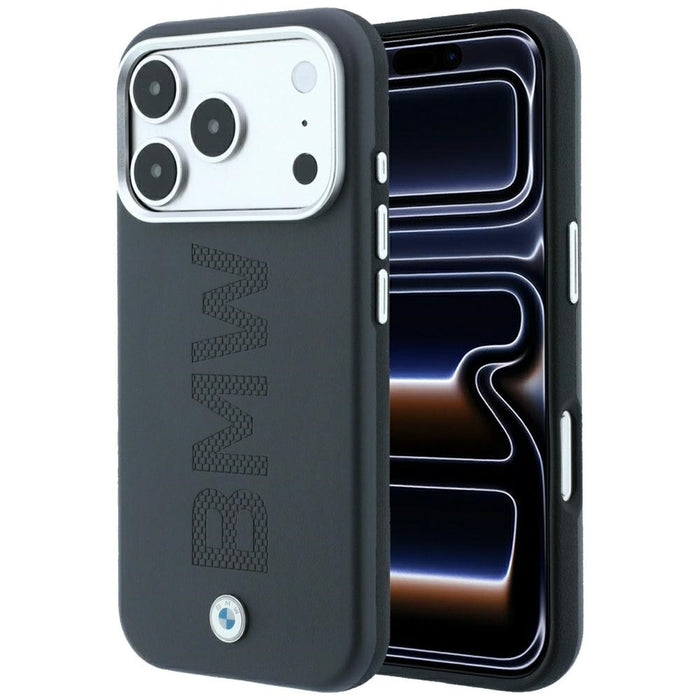 Калъф MagSafe с централно релефно щамповане на BMW Sign за iPhone 17 Pro / 18 Pro - сив