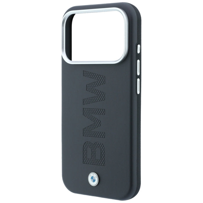 Калъф MagSafe с централно релефно щамповане на BMW Sign за iPhone 17 Pro / 18 Pro - сив