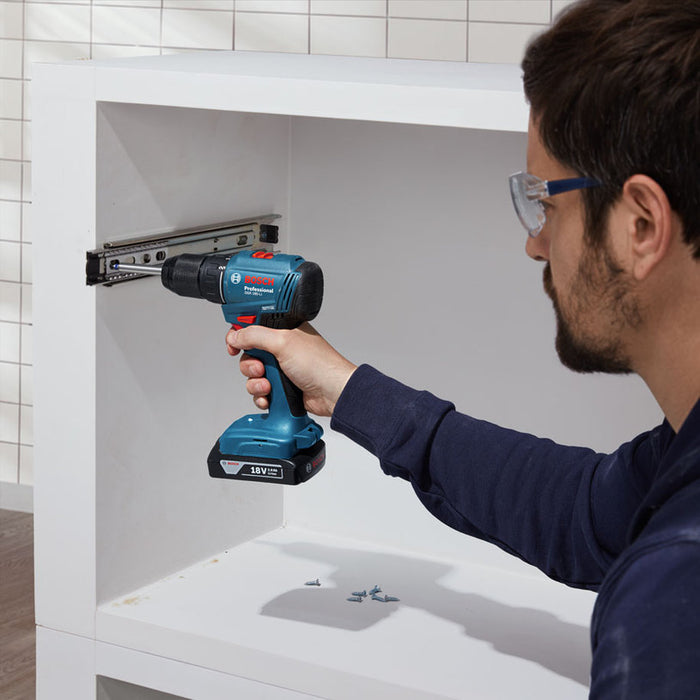 АКУМУЛАТОРНА БЕЗЧЕТКОВА БОРМАШИНА BOSCH PROFESSIONAL GSR 185 Li 18 V, 50.00 nm, БРОЙ БАТЕРИИ 2, 2.00 Ah, КУФАР