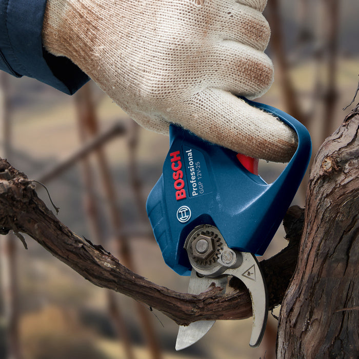 АКУМУЛАТОРНА ЛОЗАРСКА НОЖИЦА BOSCH PROFESSIONAL GGP 12V-25