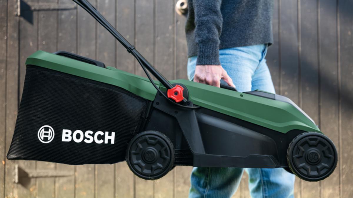 АКУМУЛАТОРНА КОСАЧКА BOSCH ROTAK 32 SOLO