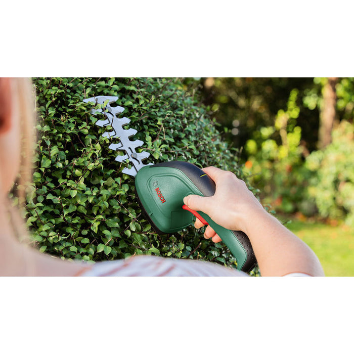 АКУМУЛАТОРНА НОЖИЦА ЗА ТРЕВА И ХРАСТИ BOSCH EASYSHEAR 3.6 V, 1.50 Ah, РАБОТНА ШИРИНА С НОЖ ЗА ХРАСТИ 120 мм, РАБОТНА ШИРИНА С НОЖ ЗА ТРЕВА 80 мм