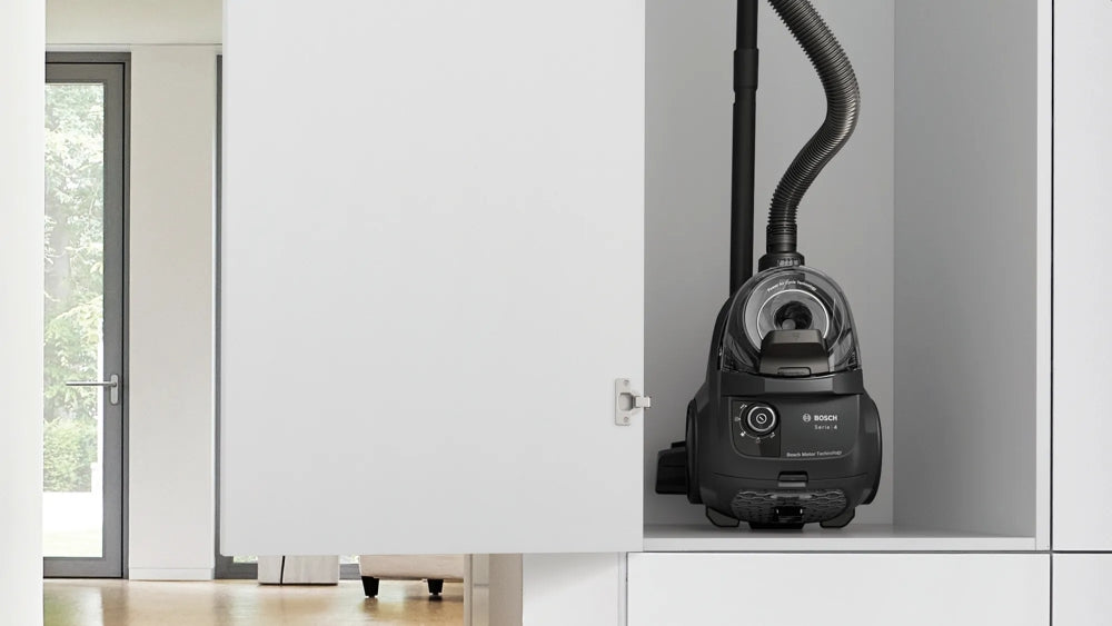 Bosch BGC21X300, SER4 Bagless vacuum cleaner, 550 W, 2.0 L, 76 dB(A), Black