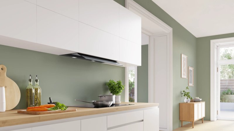 Bosch DBB87DP60, SER6, Вграден абсорбатор 80 см A+, EcoSilenceDrive, макс. 433(699) м3/ч, 57(68) dB, 3+1 скорости, CoP A, Ефективност на мазнините 85,3%(B), Сензорно управление на стъклото, HC, Регулиране на цветната температура, Матово черно