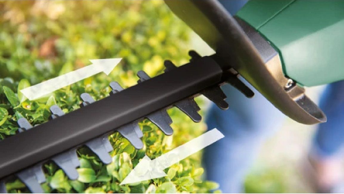 Акумулаторен храсторез Bosch - EasyHedgeCut, 18V-45, 2 Ah, 124 min, 2400 spm