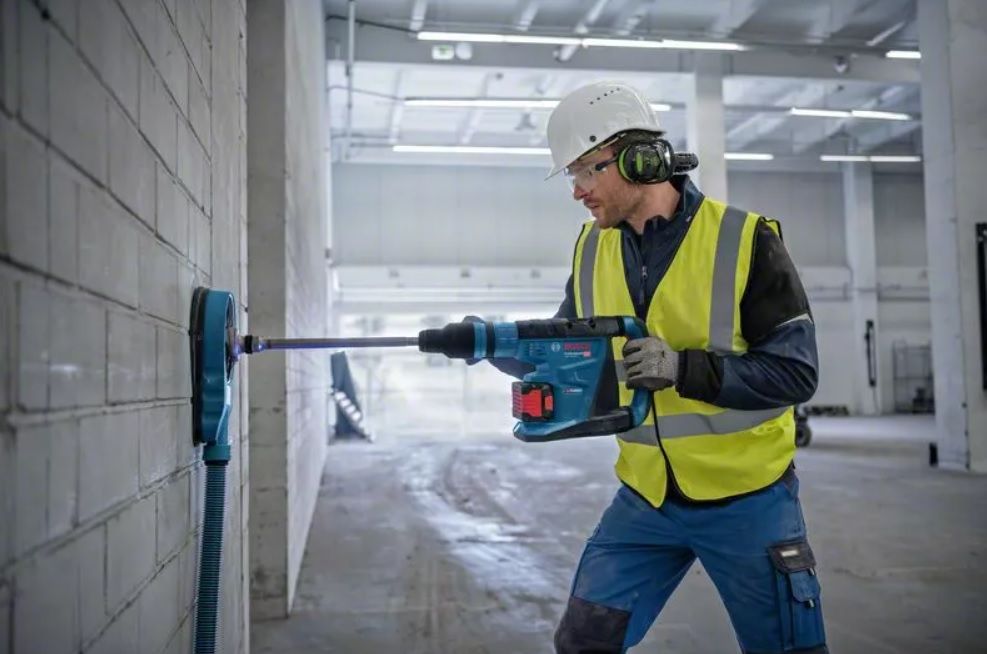 Акумулаторен перфоратор Bosch - Professional GBH 18V-40 C