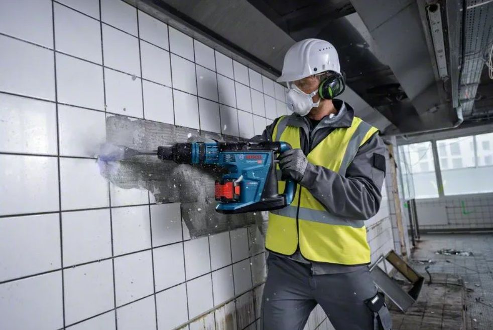 Акумулаторен перфоратор Bosch - Professional GBH 18V-40 C