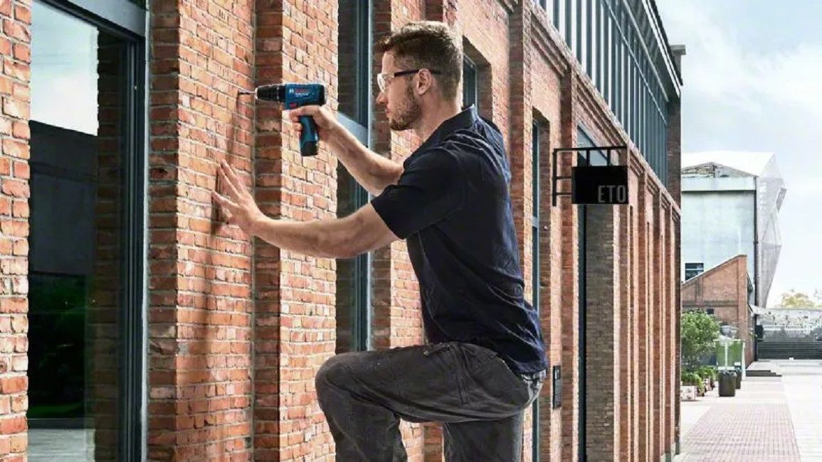 Акумулаторен винтоверт Bosch - Professional GSB 120-LI, 2 x GBA 12V 2.0Ah