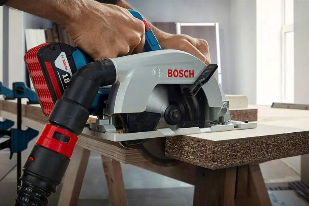 Акумулаторен циркуляр Bosch - GKS 185-LI Professional, с батерия и зарядно