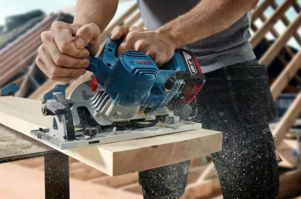 Акумулаторен циркуляр Bosch - GKS 185-LI Professional, с батерия и зарядно