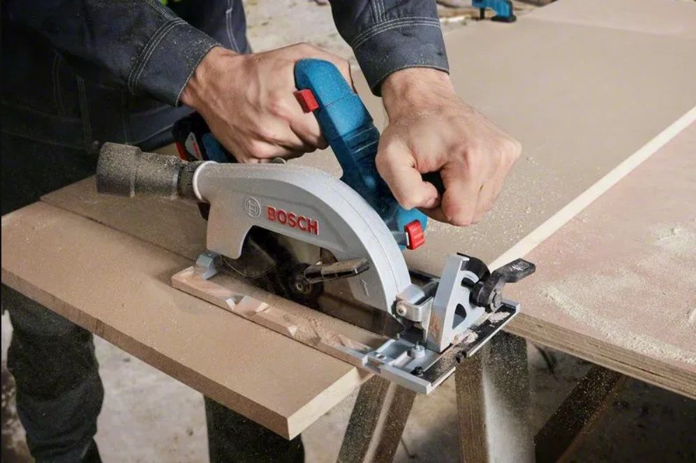 Акумулаторен циркуляр Bosch - GKS 185-LI Professional, с батерия и зарядно