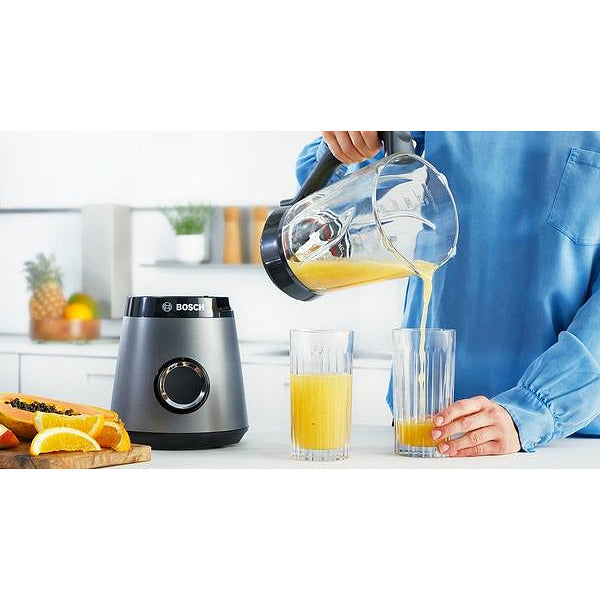 Bosch MMB6172S Series 4, блендер VitaPower, 1200 W, стъклена кана ThermoSafe 1,5 l, две настройки на скоростта и импулсна функция, остриета от неръждаема стомана ProEdge, произведени в Солинген, сребро