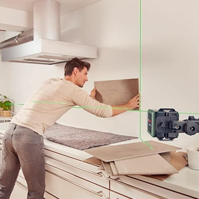 Лазерен нивелир BOSCH Quigo + +/- 0,5mm/m 7-10 M