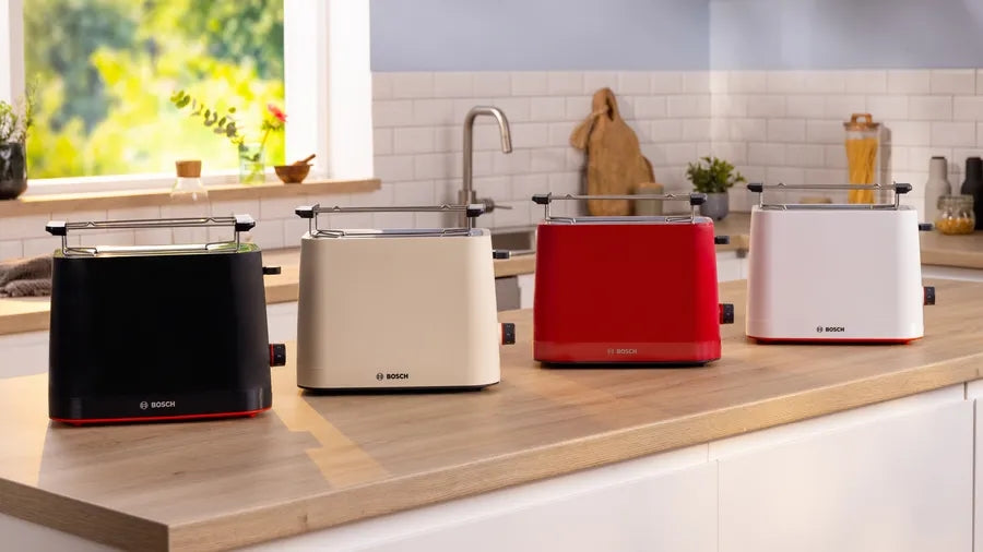 Bosch TAT3M124, Компактен тостер MyMoment, 950 W, Автоматично изключване, Настройка за размразяване и повторно затопляне, Подвижна и сгъваема приставка за хлебчета, Високо повдигане, Наситено червено