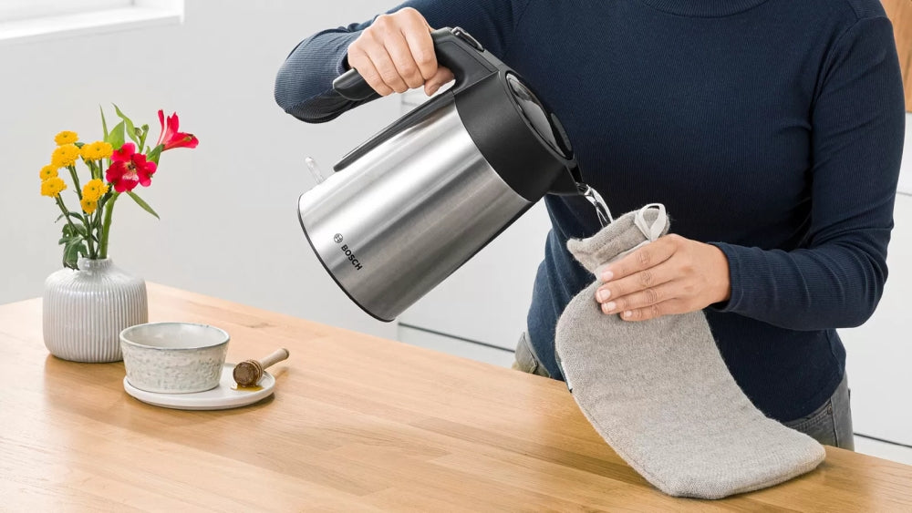 Bosch TWK7L460, Чайник, 2000-2400 W, 1.7 л, Индикатор за чаши, Тройна функция за безопасност, Неръждаема стомана