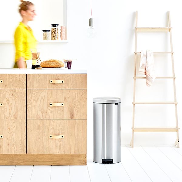 Кош за отпадъци Brabantia - NewIcon, 30 l, Matt Steel Fingerprint Proof