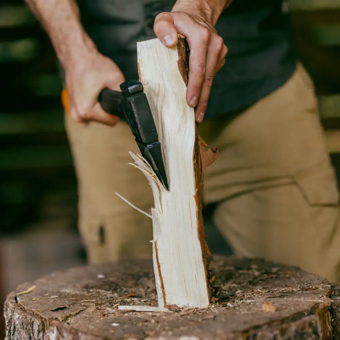 БРАДВА ДЪРВОДЕЛСКА FISKARS X18