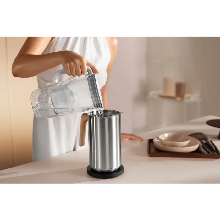 Brita Glass + 1 Maxtra Pro PP филтърна кана (сива)