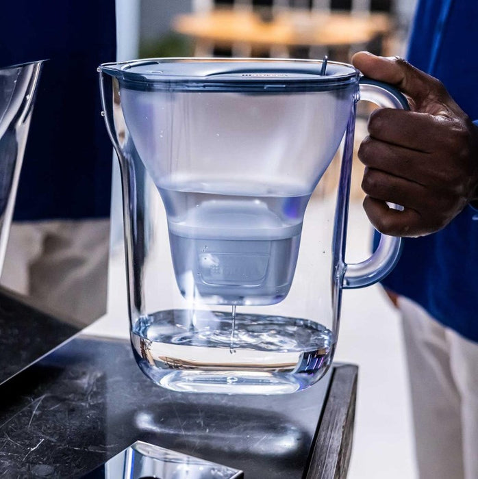 BRITA Style ESSENTIAL XL графитна филтърна кана + MX Pro Pure Performance филтър