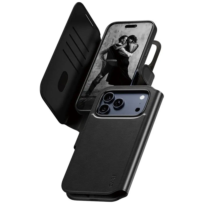 CARE by PanzerGlass Feature Tango 2in1 Wallet Case MagSafe