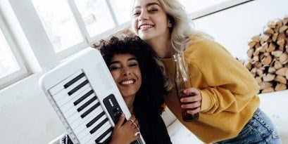 Casio CT-S200WE Цифров синтезатор 61 Бял