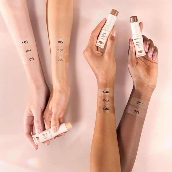Фон дьо тен стик Soft Glam - Nr. 020 Light – Medium, 9 g