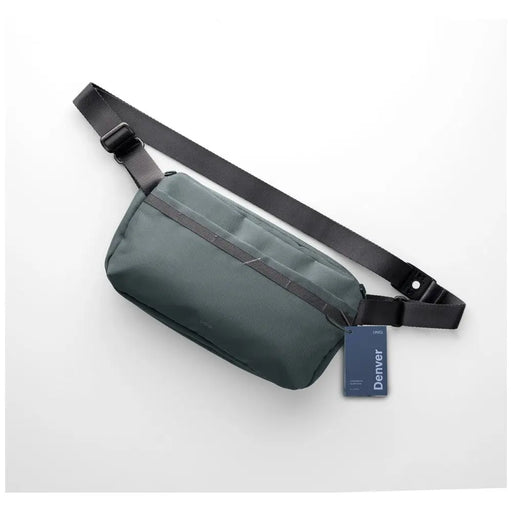 Чанта Uniq Crossbody Denver 5L - синя