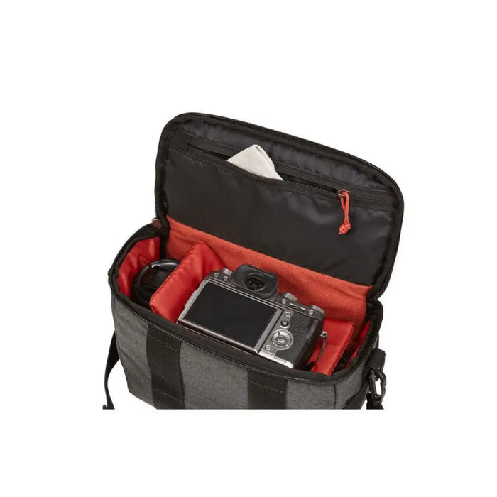 ЧАНТА ЗА ФОТОАПАРАТ CECS-103 OBSIDIAN ERA DSLR MEDIUM CASE