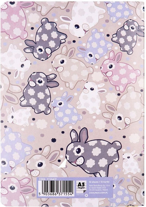 Тетрадка Cool Pack White Bunny - A5, 32 листа, тесни цветни редове