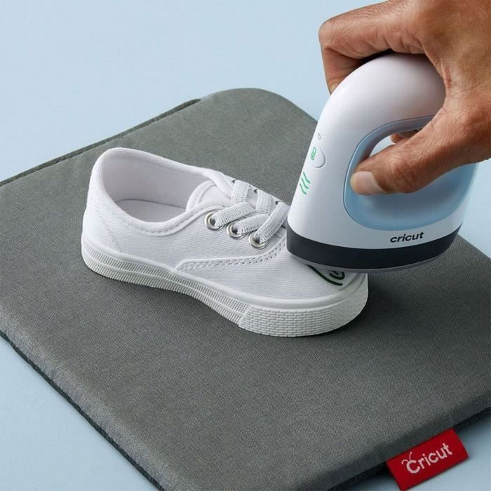 Термопреса Cricut EasyPress