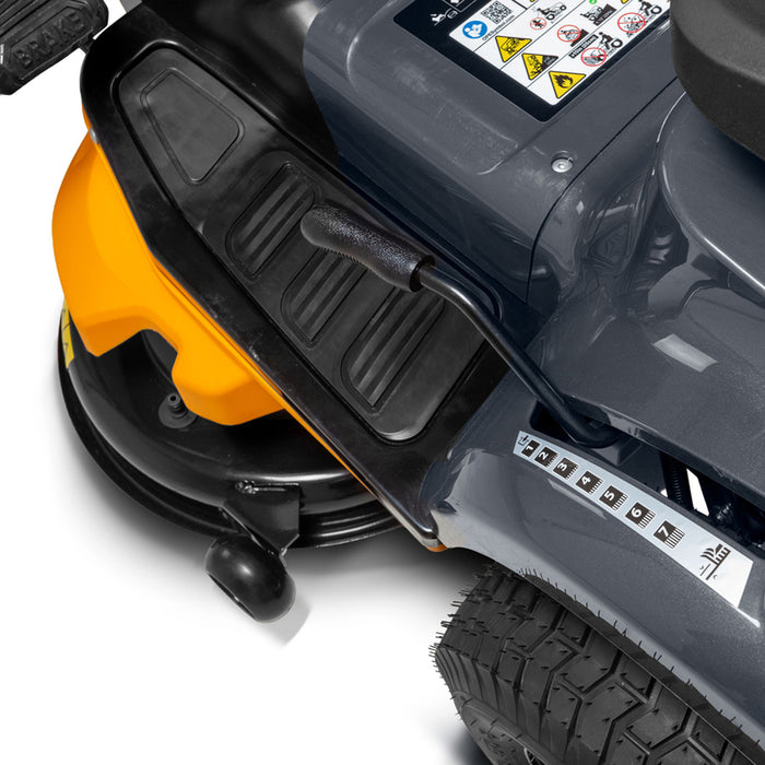 ТРАКТОР ЗА КОСЕНЕ CUB CADET LT2 S98 574.0 см3, 18.00 КС, 4000 m²