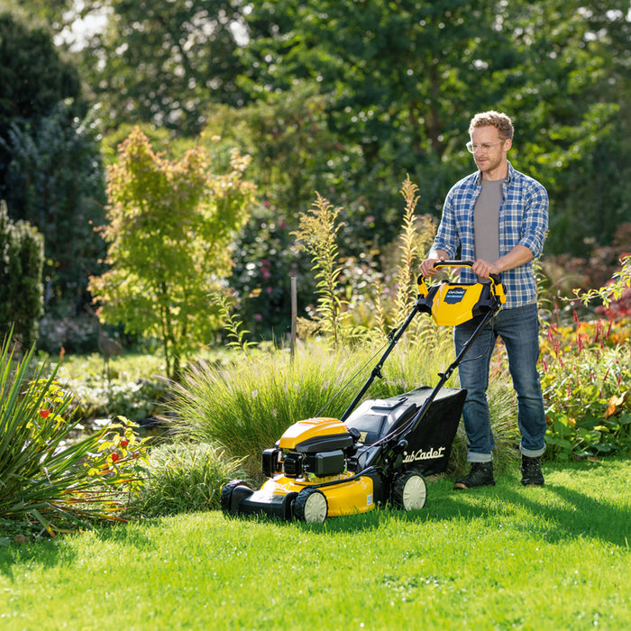 МОТОРНА САМОХОДНА КОСАЧКА CUB CADET LM2 DR46S 159.0 см3, 3.40 КС, ШИРИНА НА КОСЕНЕ 46.00 см, САМОХОДНА ФУНКЦИЯ