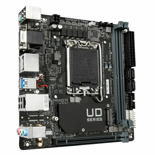 Дънна платка Gigabyte LGA 1700