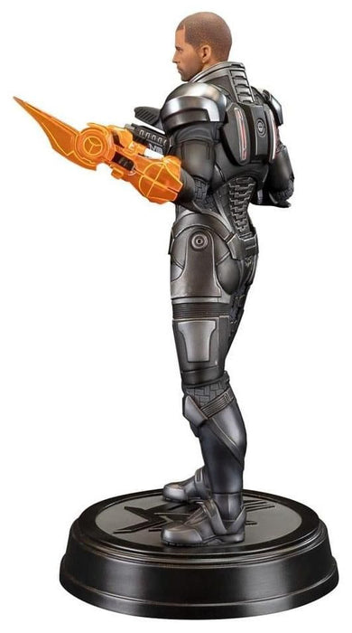 Статуетка Dark Horse Games: Mass Effect - Commander John Shepard, 23 cm