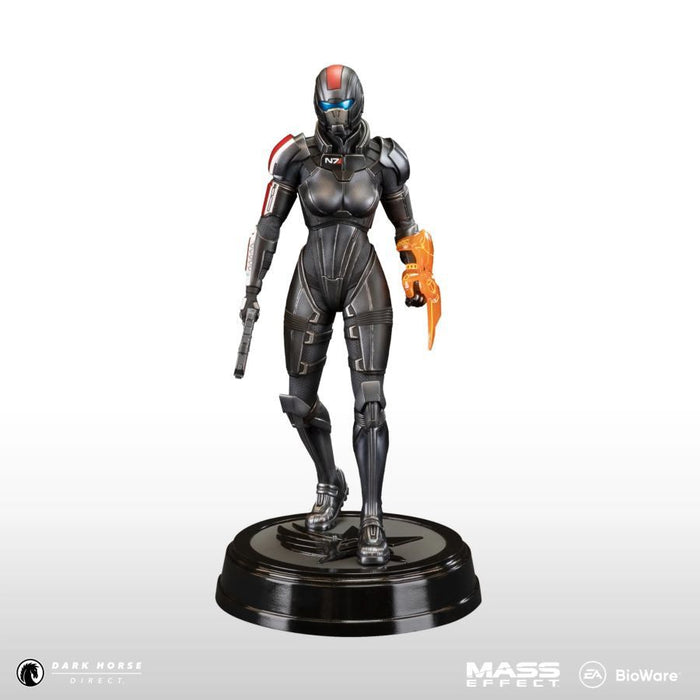 Статуетка Dark Horse Games: Mass Effect - Commander Jane Shepard, 23 cm