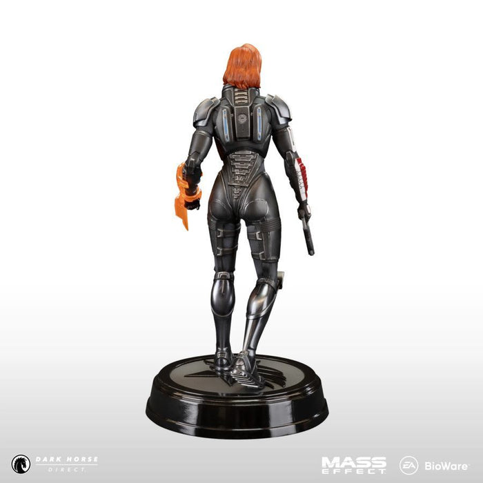 Статуетка Dark Horse Games: Mass Effect - Commander Jane Shepard, 23 cm