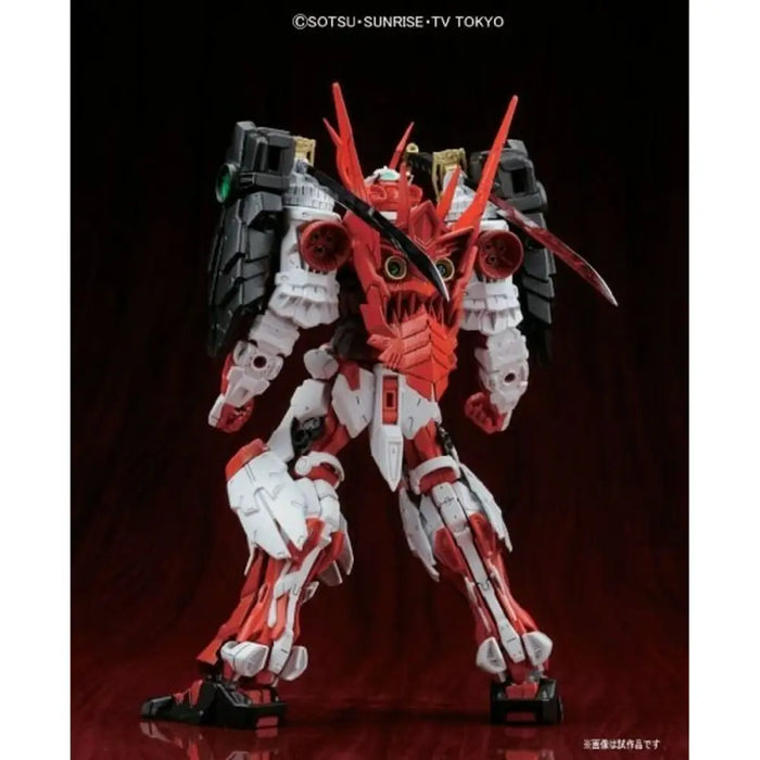Декоративна фигурка Bandai MG 1/100 SENGOKU ASTRAY GUNDAM