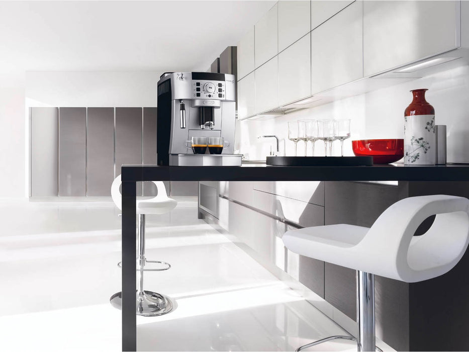 Кафемашина De'Longhi ECAM 22.110.SB Напълно автоматична машина за еспресо 1.8 L