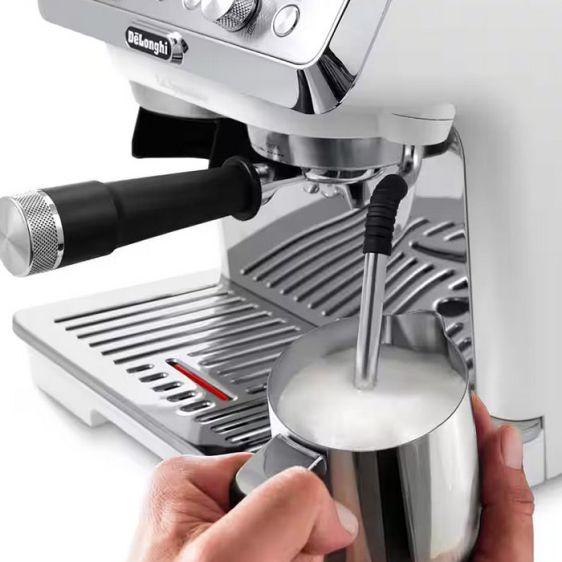 Кафемашина DeLonghi La Specialista Arte EC9155.W