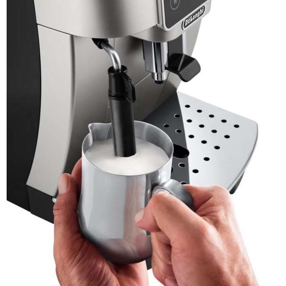 Кафемашина Delonghi Magnifica start ECAM220.30.SB