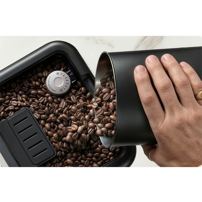 Кафемашина DeLonghi Eletta Ultra ECAM470.85.MB