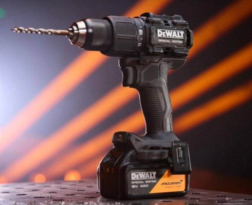 АКУМ. ВИНТОВЕРТ DCD86MM1T DEWALT