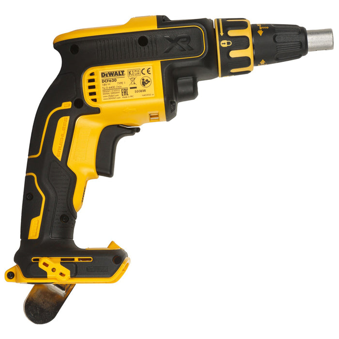 AКУМУЛАТОРЕН БЕЗЧЕТКОВ ВИНТОВЕРТ DEWALT DCF620D2K-QW 18 V, 30.00 nm, БРОЙ БАТЕРИИ 2, 2.00 Ah, КУФАР