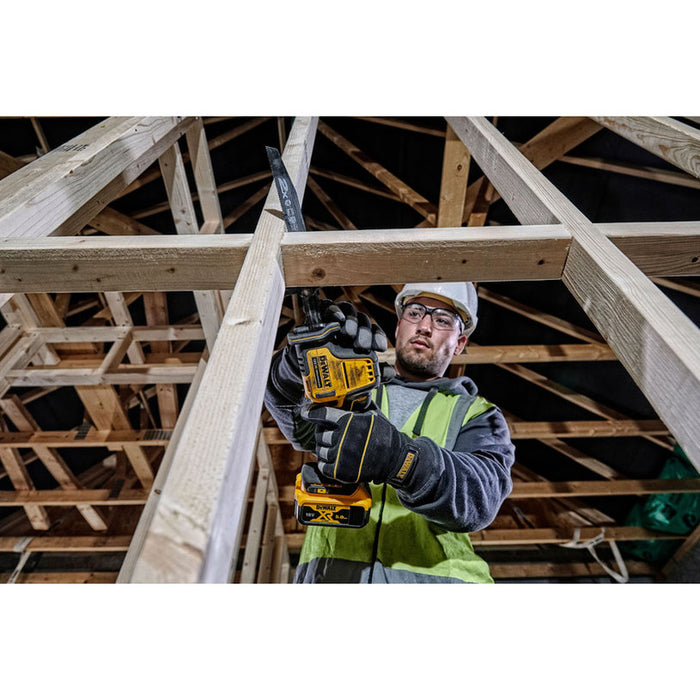 АКУМУЛАТОРЕН БЕЗЧЕТКОВ САБЛЕН ТРИОН DEWALT DCS369N-XJ