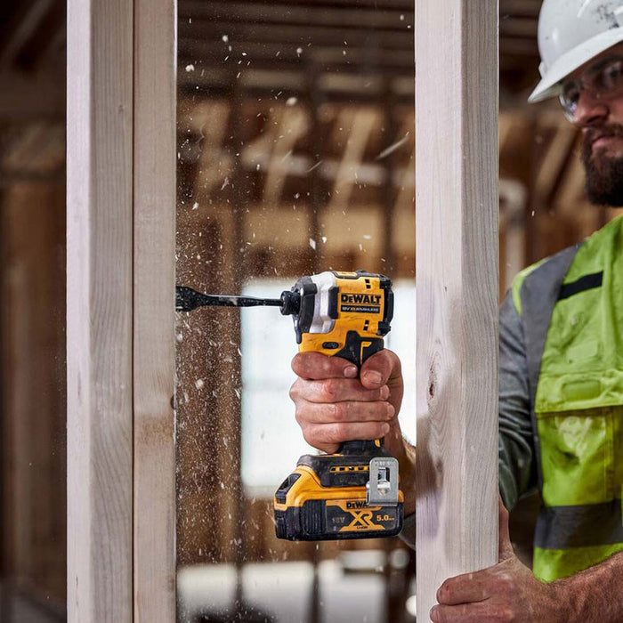 АКУМУЛАТОРЕН БЕЗЧЕТКОВ УДАРЕН ВИНТОВЕРТ DEWALT DCF850N-XJ 18 V, 205.00 nm, БЕЗ БАТЕРИЯ И ЗАРЯДНО