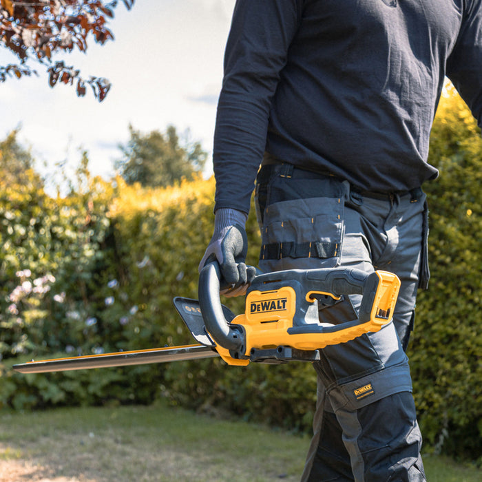 АКУМУЛАТОРЕН ХРАСТОРЕЗ DEWALT DCMHT562N-XJ 18 V, 55 см, СТЪПКА НА НОЖА 19 мм