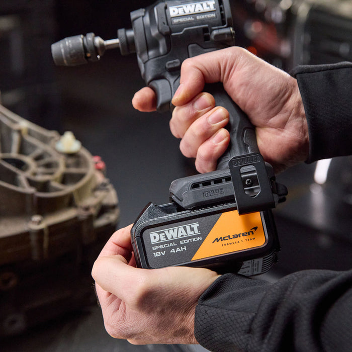 АКУМУЛАТОРЕН УДАРЕН ВИНТОВЕРТ DEWALT DCF86MM2T-QW 18 V, 205.00 nm, 4.00 Ah, КУФАР