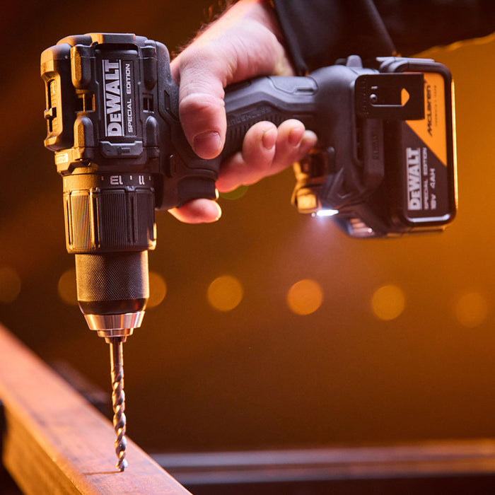 АКУМУЛАТОРЕН БЕЗЧЕТКОВ КОМПЛЕКТ DEWALT DCK2222MM2T-QW 18 V, БРОЙ БАТЕРИИ 2, 4.00 Ah, КУФАР