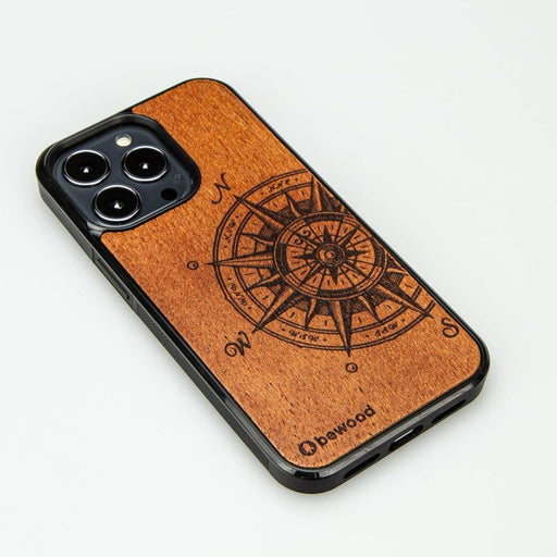 Дървен кейс Bewood Traveler Merbau за iPhone 13 Pro